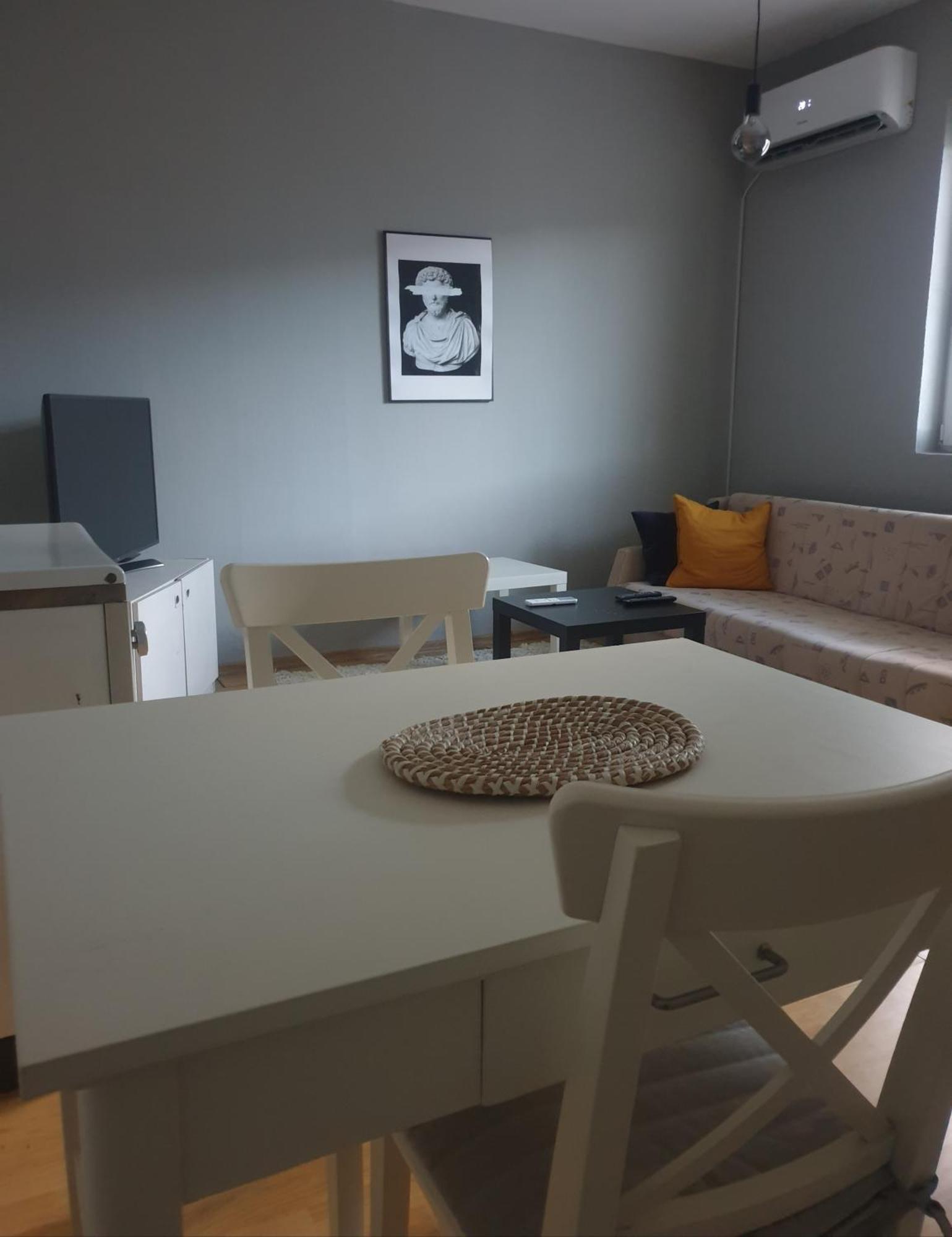 Novi Apartman 19 Фоча Екстериор снимка